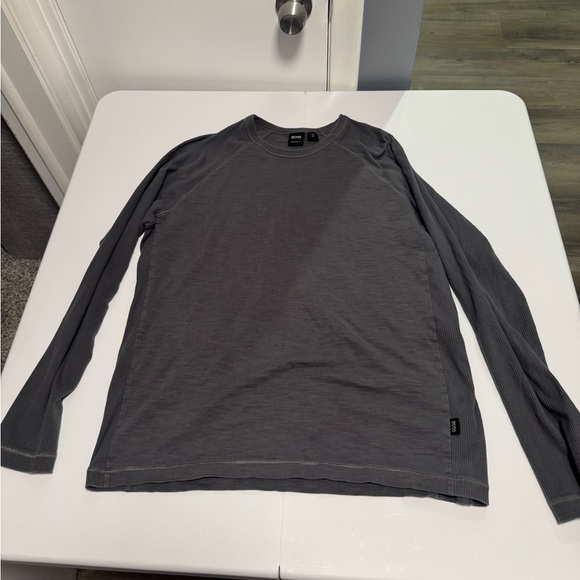 Boss Gray Long Sleeve Tee - Picture 1 of 8